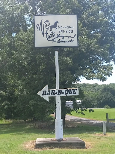 Wild Horse Mountain Bar-B-Que photo 9