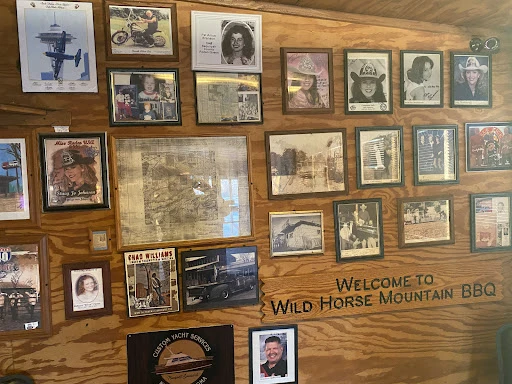 Wild Horse Mountain Bar-B-Que photo 8